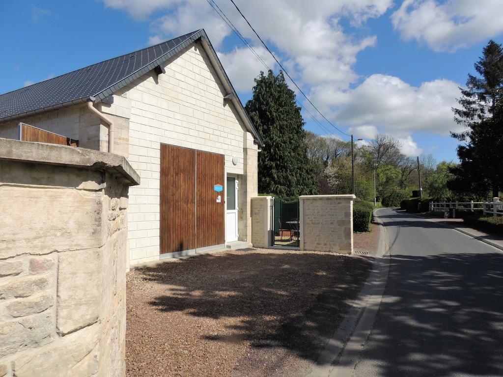 Le Petit Vauquelin Sommervieu Exterior foto